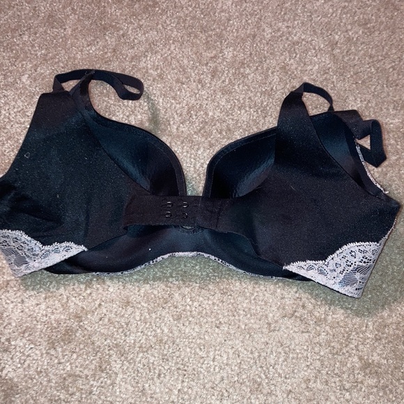 Victoria’s Secret Black with taupe lace overlay push up bra - Picture 3 of 4